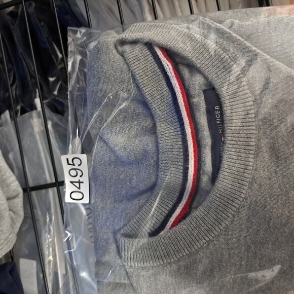 Tommy Hilfiger Men's Shirt & Sweater Bundle Size L Gray Logo Stripe Casual Lot - Picture 12 of 12